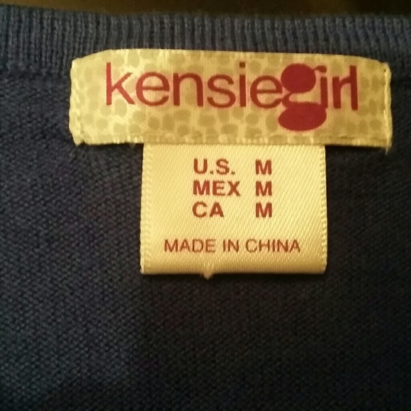 Cute cropped button down cardigan style top - Picture 5 of 5